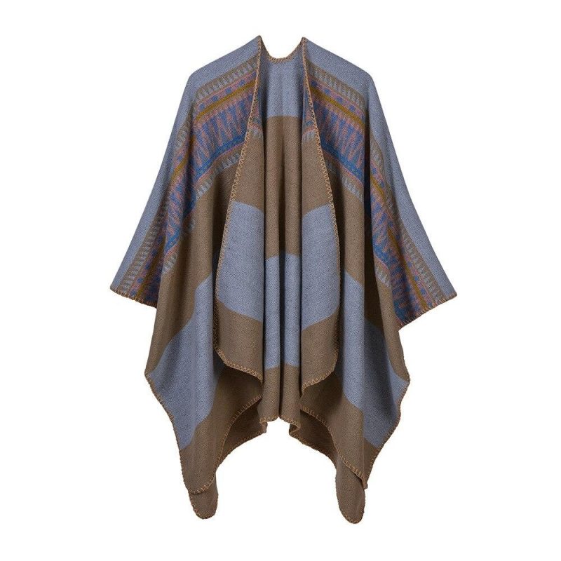 poncho chaud hiver beige 299