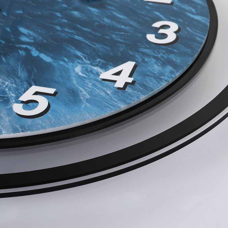 Grande horloge murale design contemporaine Velo 60cm cadran
