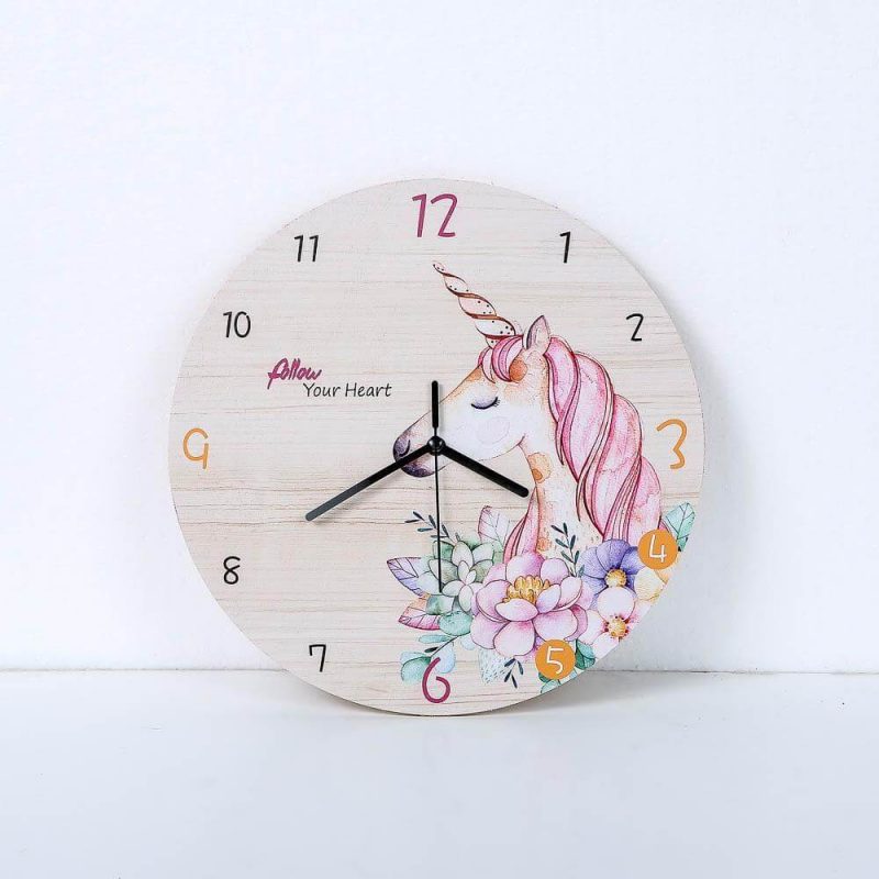 Hoorloge murale licorne silencieuse