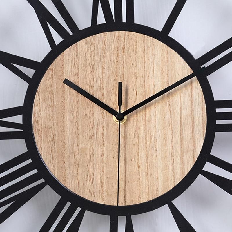 cadran centre de l horloge murale industrielle noir et bois vintage metal decorative
