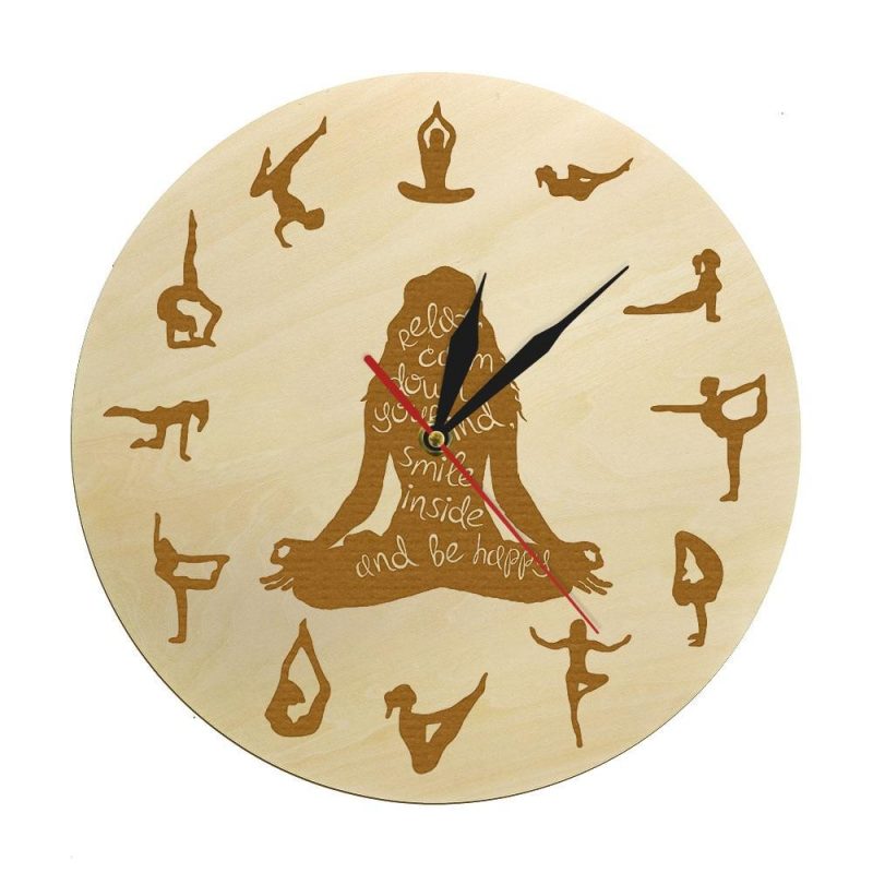 horloge bois positions yoga 37