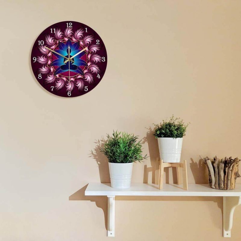 horloge murale bouddha salon