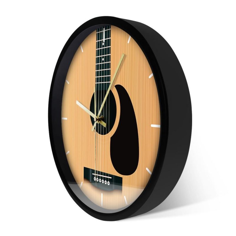 horloge murale originale guitare acoustique seche instruement ronde bois avec cadran noir